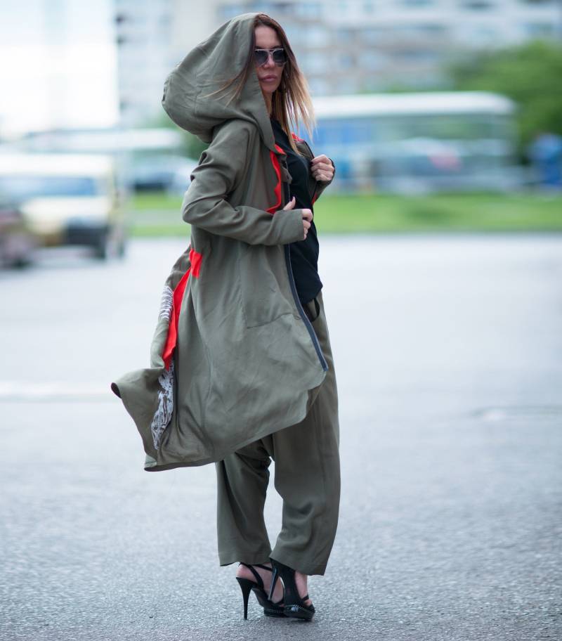 Frauen Set, Hoodie Und Haremshose, Militärgrüne Hose, Übergröße Kleidung, Kapuzenpullover, Winter Outfit, Hose Mit Weitem Bein Angela - Se0653Cv von EUGfashion