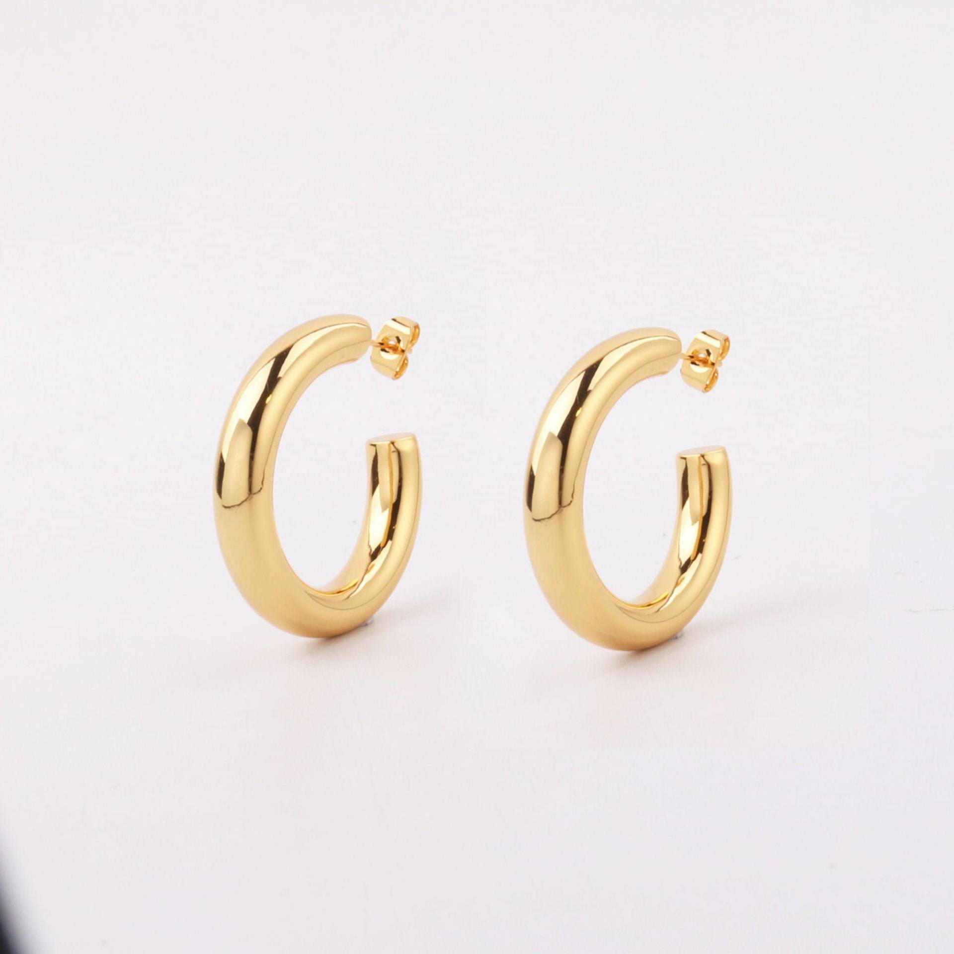 1 Paar 34, 5 Mm Zarte 18Kt Gold Gefüllt Runde Creolen, Minimal Hic Stylish, Fabrik Lieferant Boutique Marken 2021-0005-1 von EUSUPPLIES