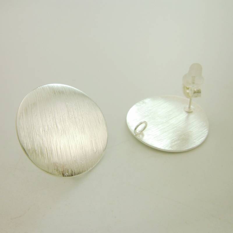 2Pcs Minimal Dainty Gig Sterling Silber Plated Pinsel Round Studs Ohrring Post Links Connectors Mit Einem Loop, Lead Free Custom 2004-2024-2 von EUSUPPLIES