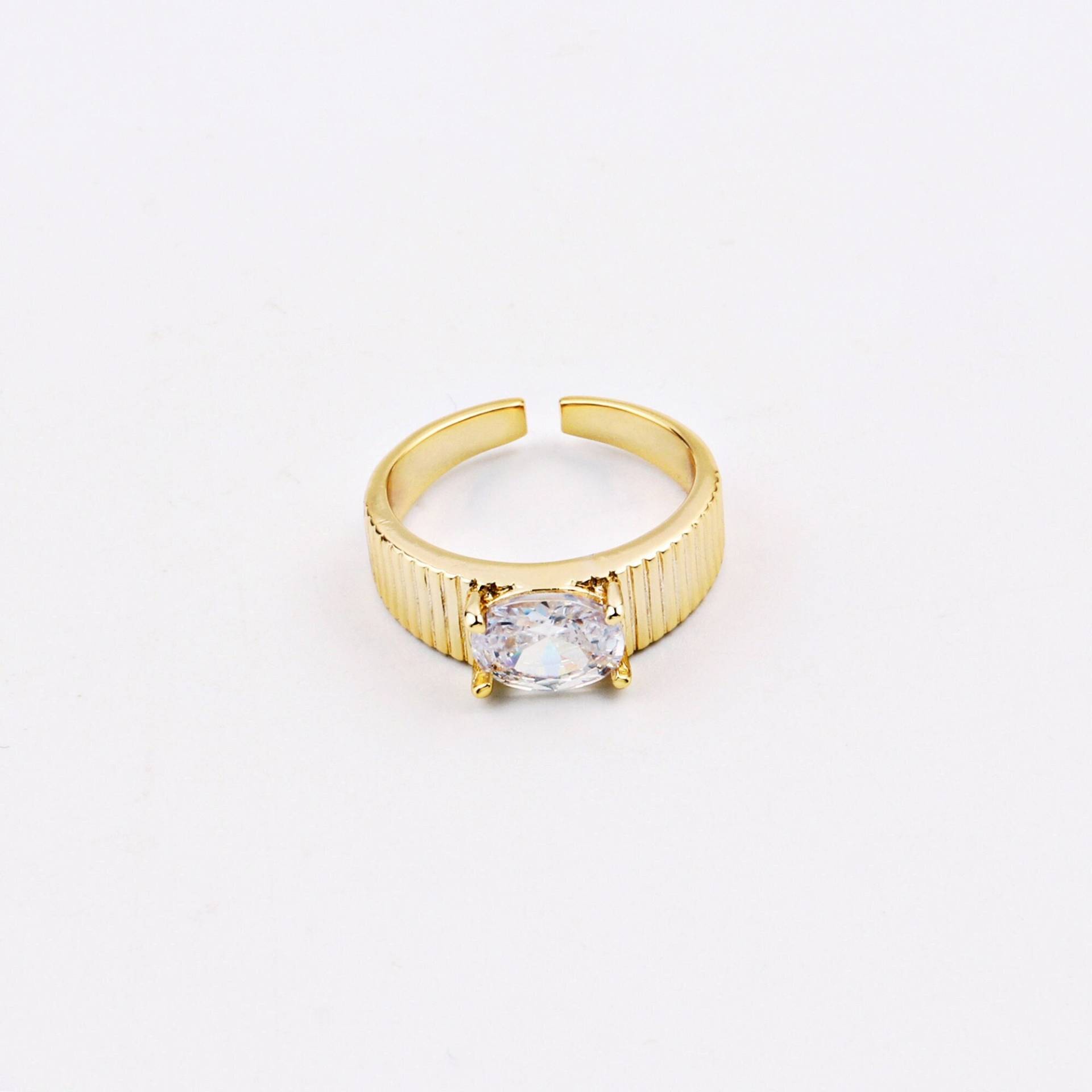 Custom Handmade 1Stk Zierliche 18Kt Gold Filled Rund Bright Zircon Statement Stapelbar Charlotte Ring Leichte Stilvolle Chic Boutique Marken von EUSUPPLIES