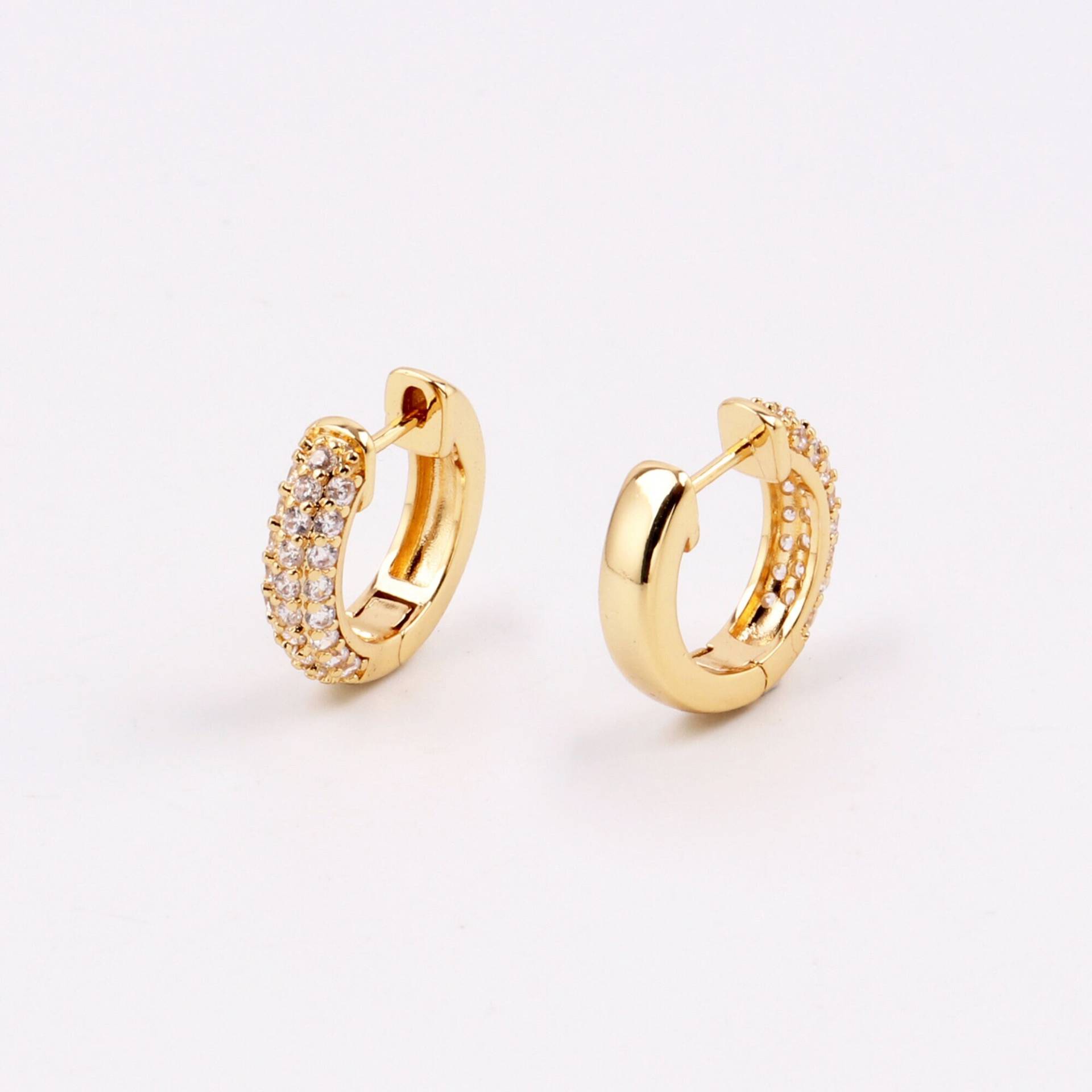 Handgemachte 1 Paar Zierliche 18Kt Gold Filled Dicke Leichte Pave Zircon Huggie Hoop Ohrringe Minimalistisch Stilvolle Boutique Marken von EUSUPPLIES