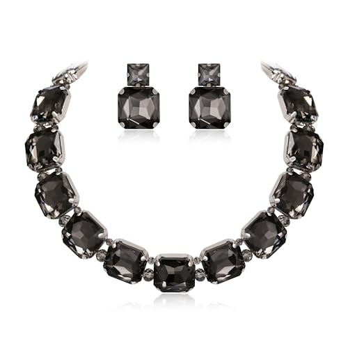 EVER FAITH Schmuckset Statement Quadratische Kristall funkelnde Strass Halskette Ohrringe Set für Damen Party Prom Grau Silber-Ton EVER FAITH Schmuckset Statement Quadratische Kristall funkelnde Strass Halskette Ohrringe Set für Damen Party Prom Grau Silber-Ton von EVER FAITH