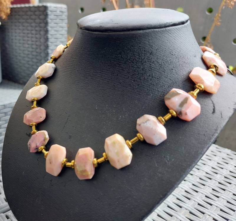 Pink Opal Kette Pink Opal Kette von EVEdelsteinschmuck