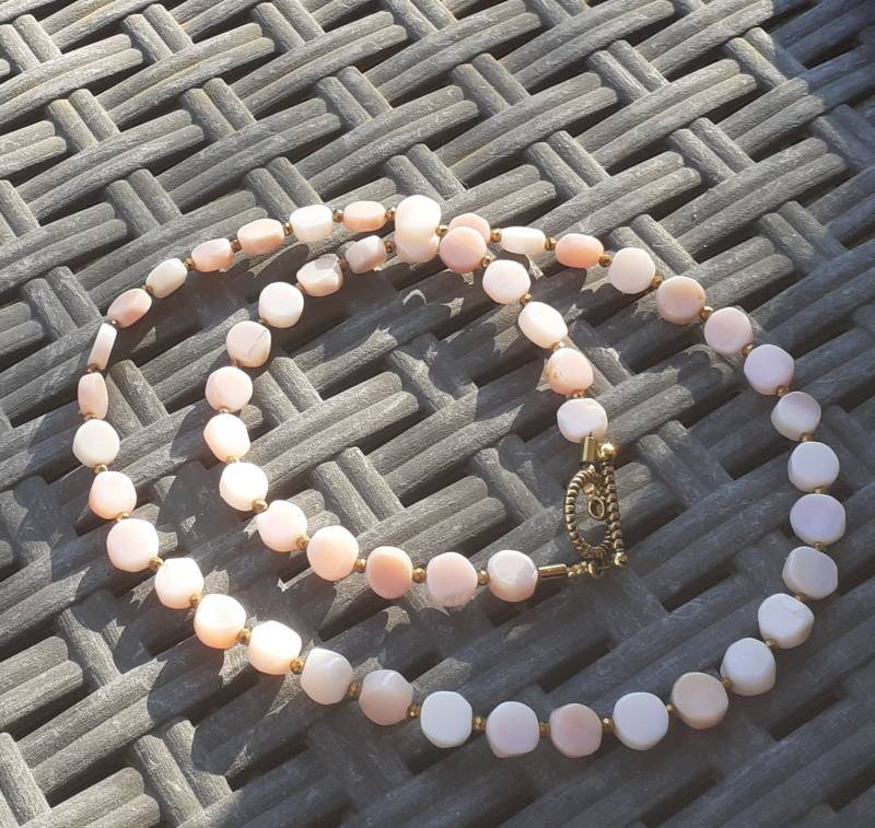 Rosa Opal Kette Rosa Opal Kette von EVEdelsteinschmuck