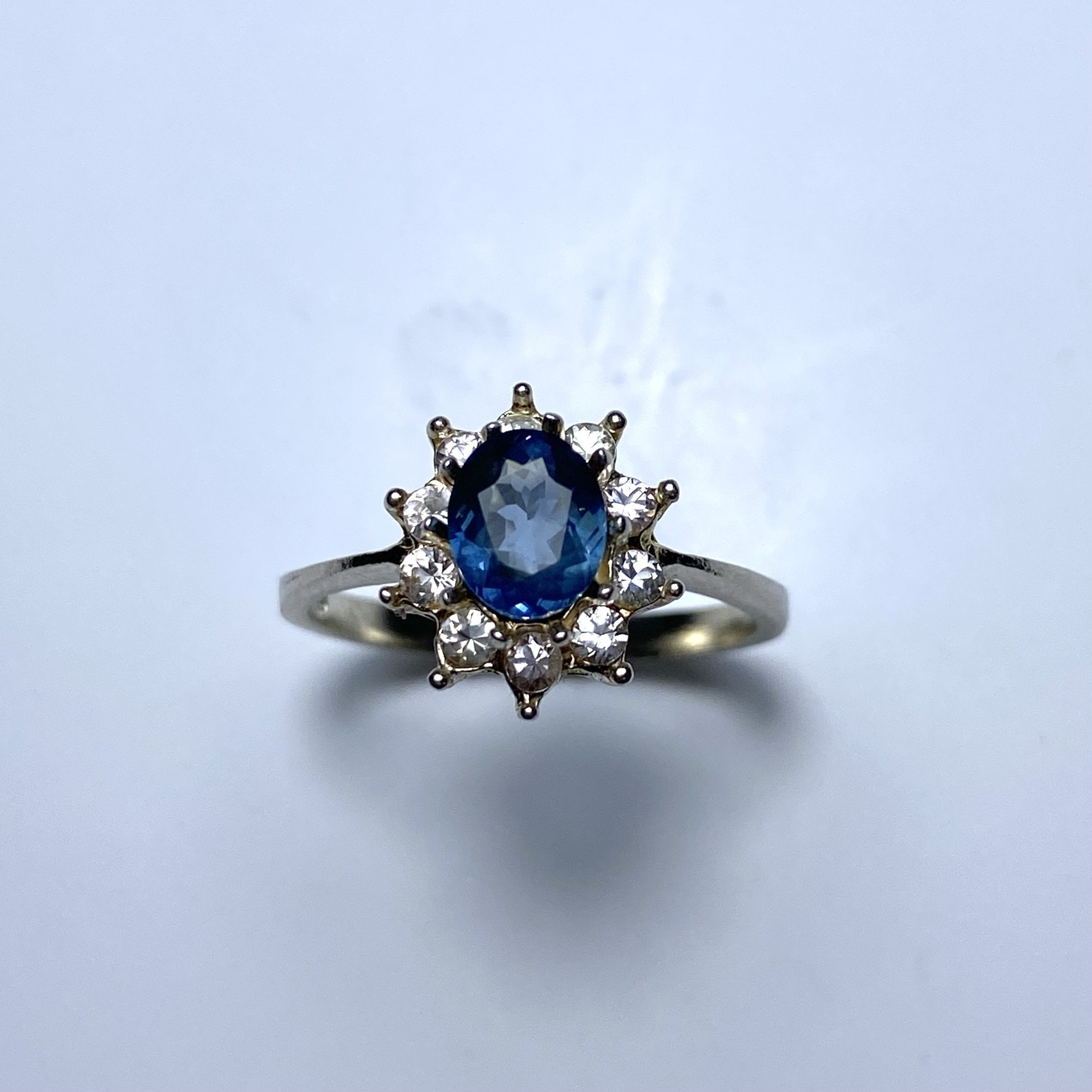 0.95Ct Natürliche Ceylon Kornblume Blauer Saphir Nicht Behandelt 925 Silber 9Ct 14K 18K 585 750 Gelb Weiß Rosegold Verlobungsring von EVGAD