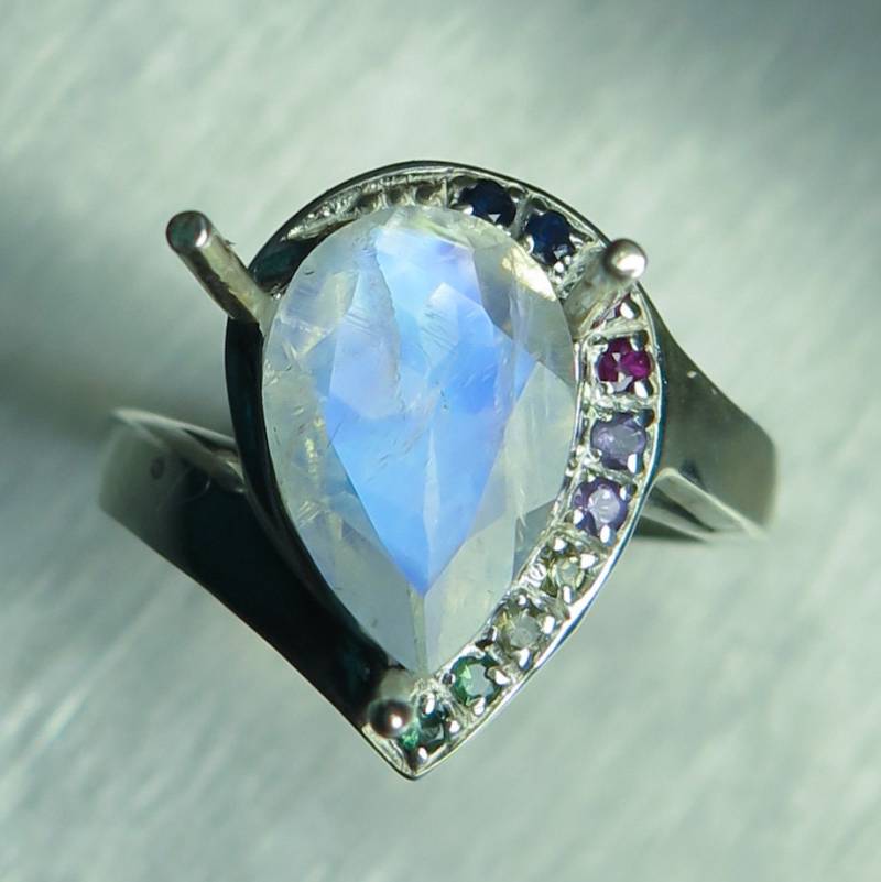 2.4Cts Natürlicher Regenbogen Mondstein 9Ct 14K 18K Gelb Weiße Rose Gold Platinum Verlobungsring Alle Größe von EVGAD