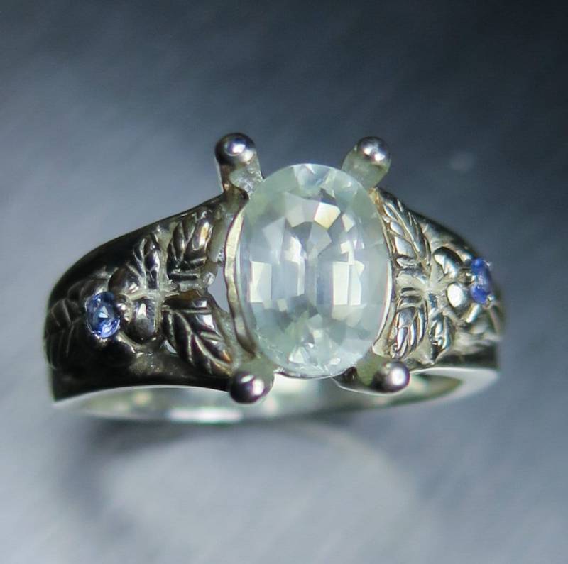 Zertifizierte 1.6Ct Natürliche Bläulich-Weiße Chrysoberyll Ovalschliff & Saphire 925 Silber 9 Karat 14K 18K 22K Gold, Platin, Palladium Blumenring S von EVGAD
