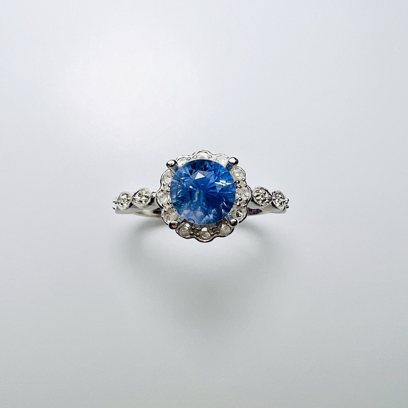 Zertifizierte 1.6Ct Natürliche Ceylon Kornblume Blauer Saphir Nicht Behandelt 9Ct 14K 18K 585 750 Gelb Weiß Roségold Platin Verlobungsring von EVGAD