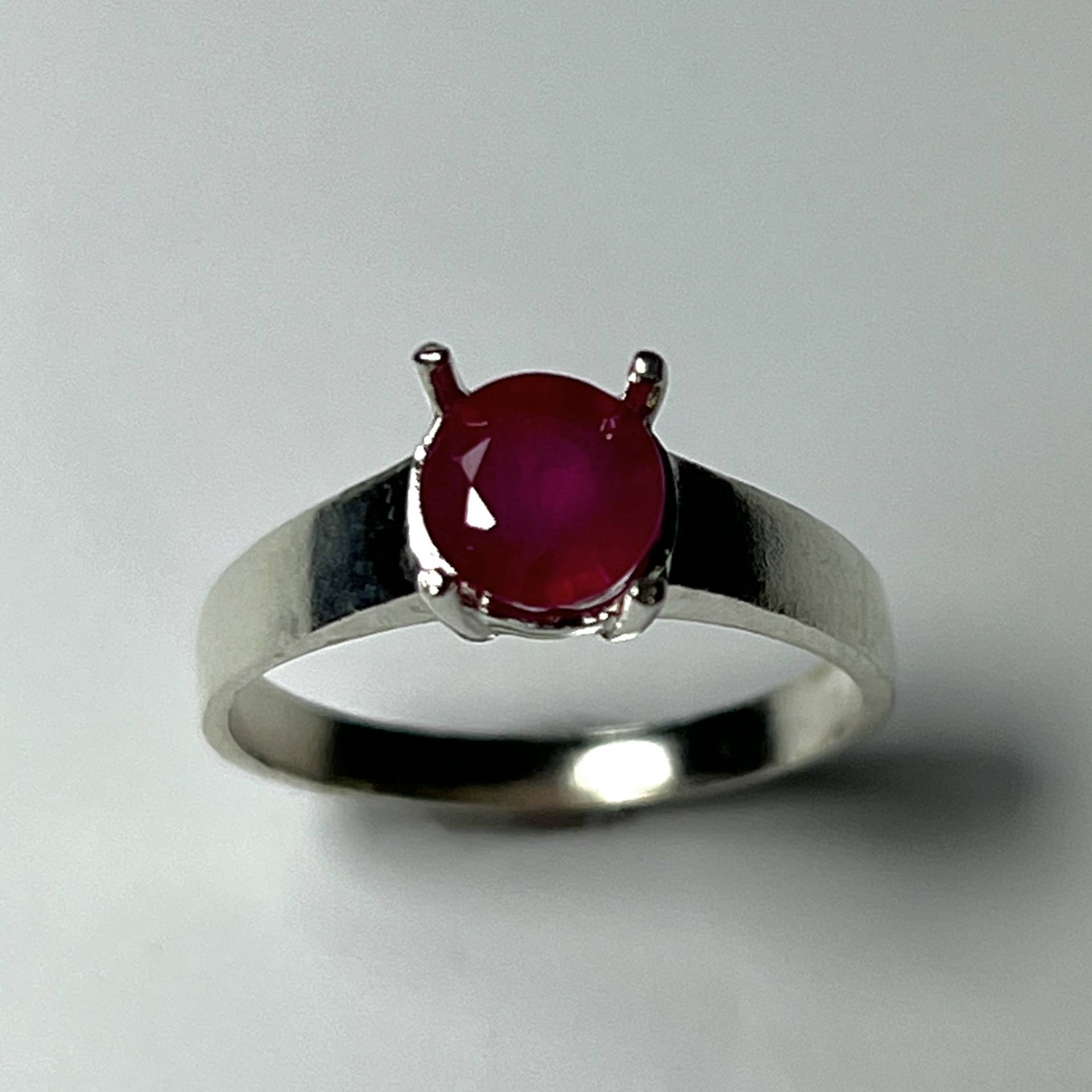 Zertifizierter 1, 35Cts Natürlicher Rubin Rosa Rot Sterling 925 Silber 9Ct 14K 18K Gelb Rot Weißgold Platin Verlobungsring S von EVGAD