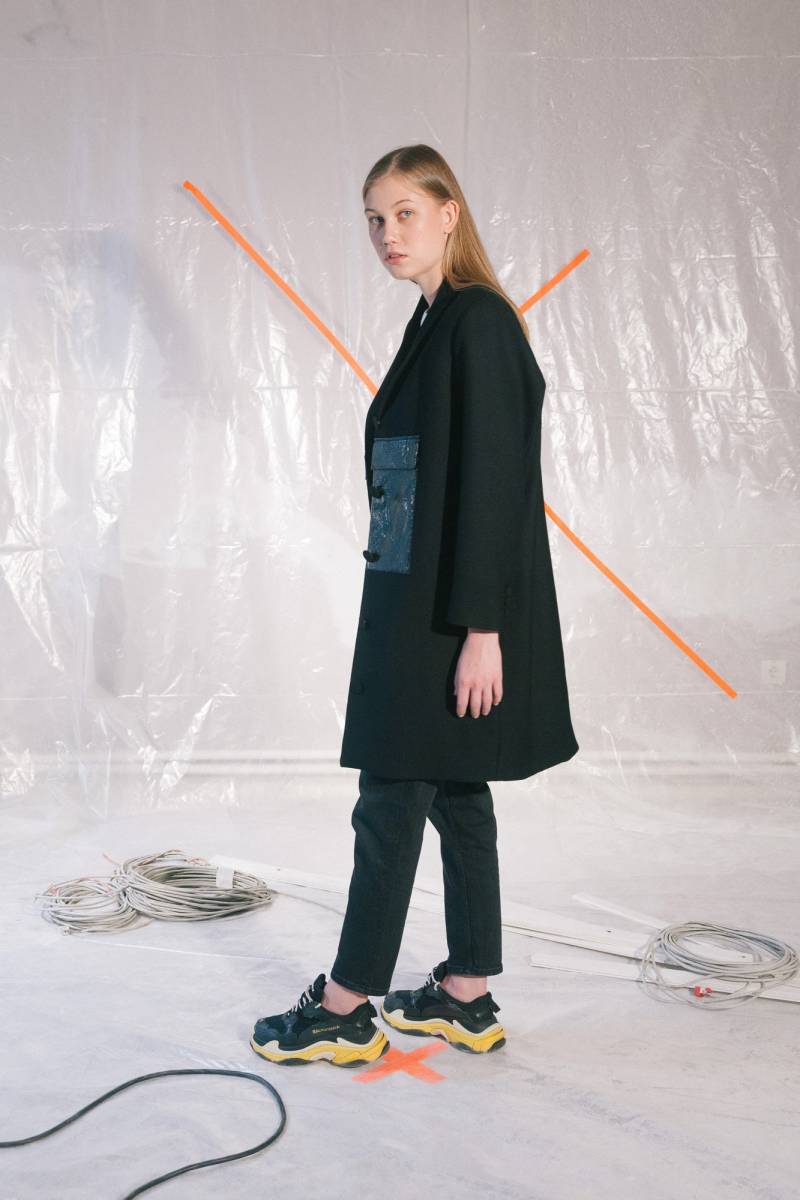 Tasche Wollmantel, Einzelne Brüste Frauen Winter Wolle Mantel, Schwarze Lose Pass Wolle Übergroße Wollmantel von EVGENIAPopovaDesign