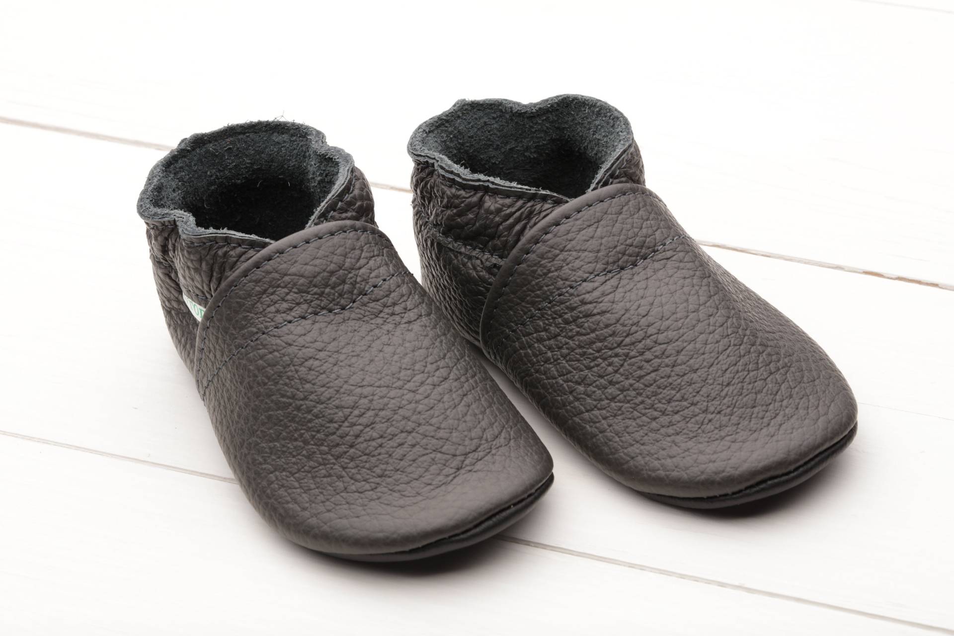 Dunkelgraue Babyschuhe, Babyschuhe Mit Weicher Sohle, Aus Leder, Baby Mokassins, Neugeborenen Schuhe, Kleinkind Mädchen, Jungen, Geschenk von EVTODI