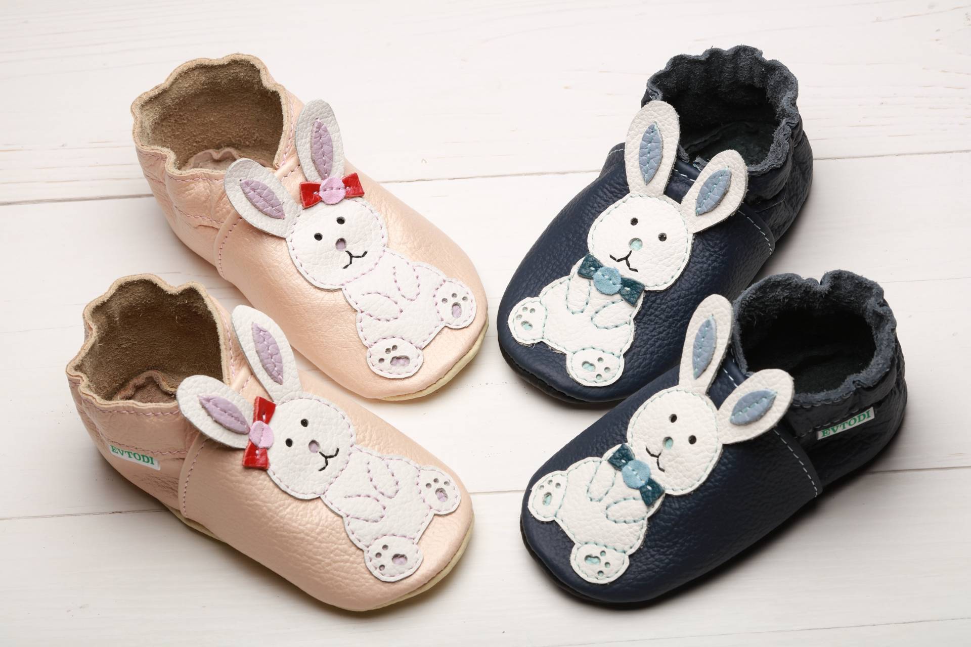 Ostern Baby Schuhe, Kaninchen Hasen Schuhe Baby, Leder Babyschuhe Mit Weicher Sohle, Mokassins, Hausschuhe, Shower Geschenk von EVTODI