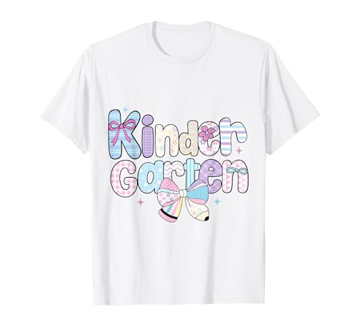 Kindergarten Lehrer Squad Kokette Schleife Bleistift Schule Mädchen T-Shirt Kindergarten Lehrer Squad Kokette Schleife Bleistift Schule Mädchen T-Shirt von EWD Apparel