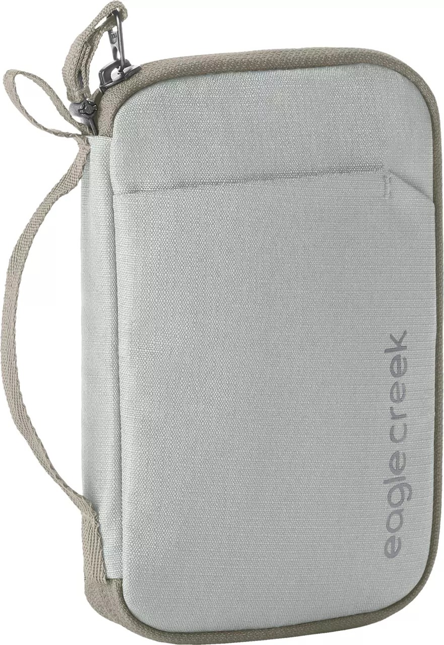 Stash RFID Passport Wallet von Eagle Creek