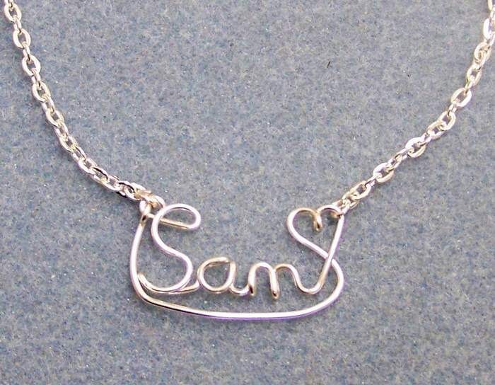 Personalisierte Halsbandanhänger Personalisierte Halsbandanhänger von EaglesCrafts