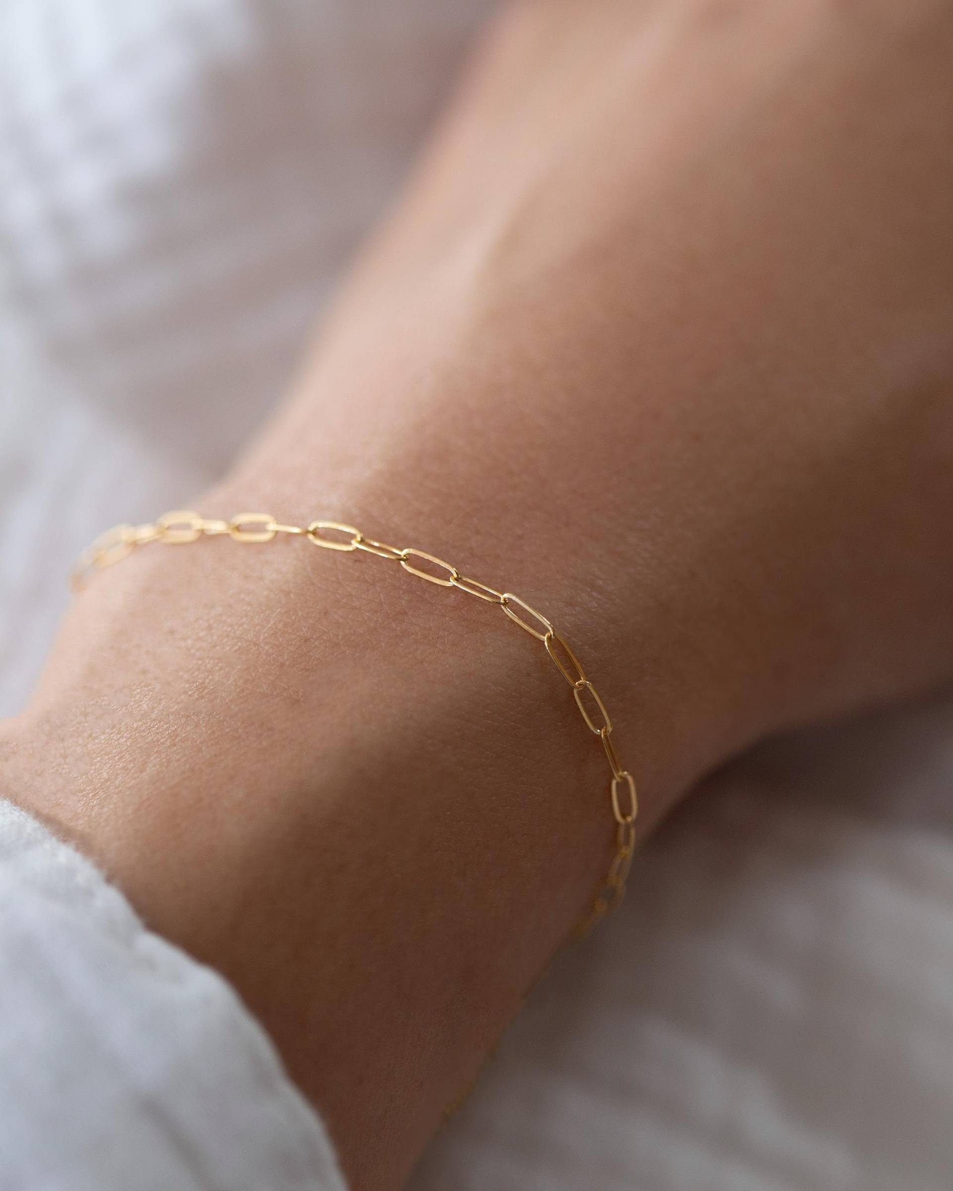 Büroklammer Armband in 14K Gold/Massives Schlichte Goldkette Weihnachtsgeschenk Für Sie von EandEProject