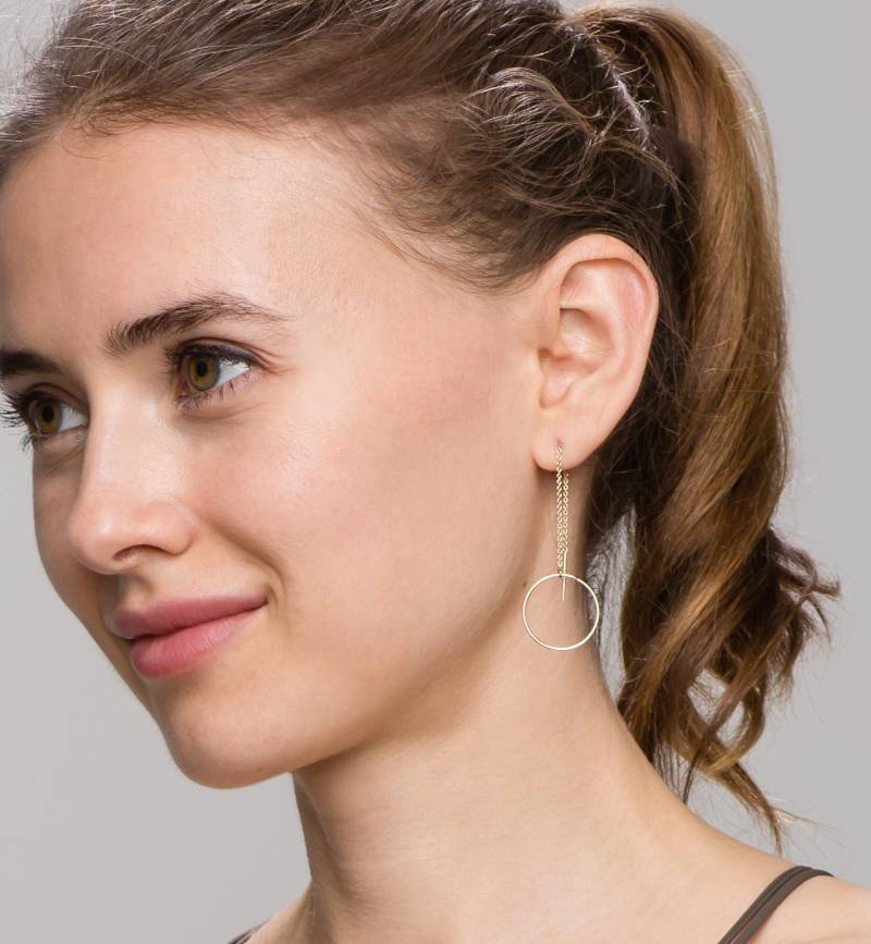 Halo Ohrfaden Ohrringe // Runder Kreis Hoop Einfädler Ohrringe, Große Goldene Statement Creolen Perfektes Geschenk Für Sie von EandEProject