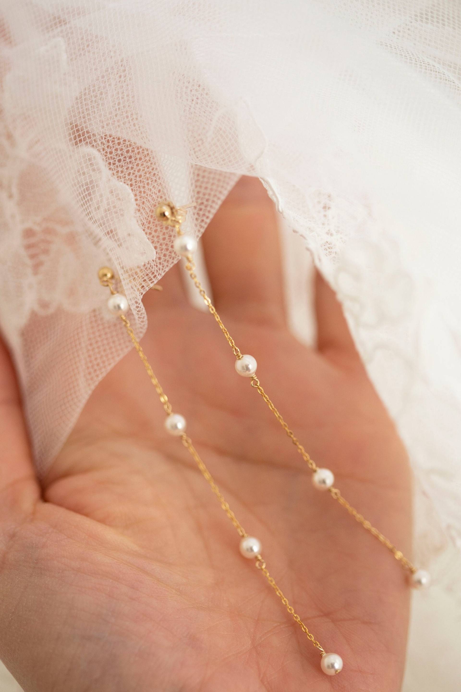 Kleine Perlenohrringe // Lange Ohrhänger Mit Perlen Braut Ohrringe Kettenohrringe Hochzeitsohrringe von EandEProject