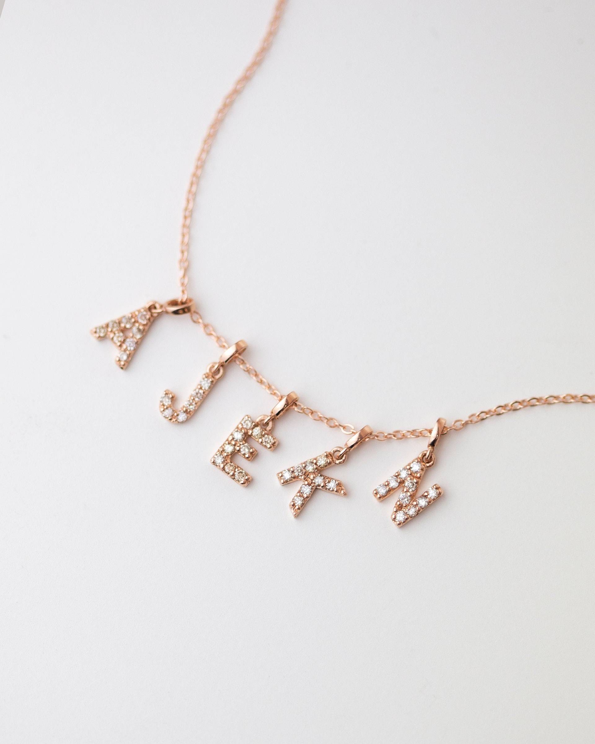 Mini Diamant Alphabet Anfangshalskette in 14K Solidem Gold Weihnachtsgeschenk Für Sie | Geschenk von EandEProject