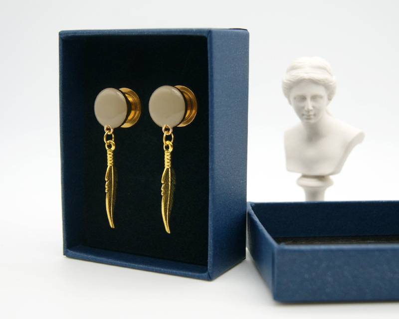 Camel Based Color With Gold Leaves Schraub Plugs in Goldfarbe, Größe Von 8G Bis 1 Inch von EarPGD