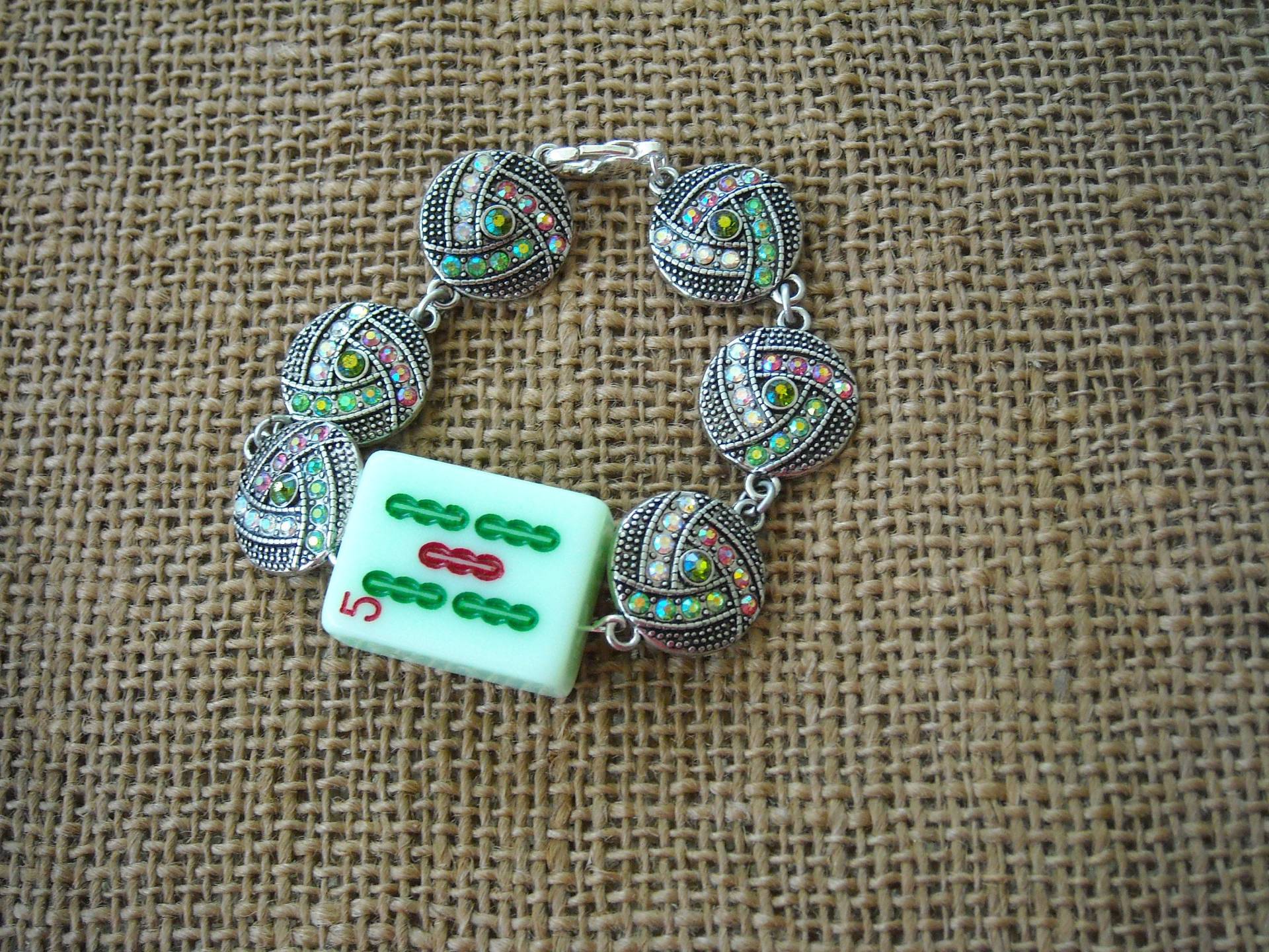 Kostenloser Versand - Grüne Mahjong Fliesen Armband Metall Link Schmuck Geschenk Bunte Kostenloser Versand - Grüne Mahjong Fliesen Armband Metall Link Schmuck Geschenk Bunte von Earmarksdesigns