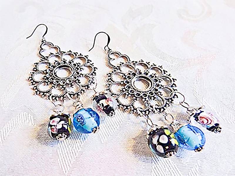 Antike Silbertropfen. 3 Glasperlen Am Unteren Rand. Antik Silber Schmuck. Perlenschmuck. 8, 5 cm Ohrringe - 0010+ von EarringsBraceletsEtc