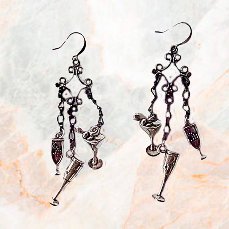 Cocktail Ohrstecker, Cocktail Charms, Schmuck, Gunmetal Kette; Kronleuchter Aus Gunmetall; Charme Ohrringe; Charm Schmuck - 0073+ Cocktail Ohrstecker, Cocktail Charms, Schmuck, Gunmetal Kette; Kronleuchter Aus Gunmetall; Charme Ohrringe; Charm Schmuck - 0073+ von EarringsBraceletsEtc