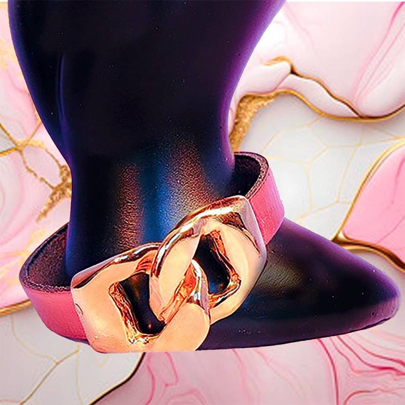 Metallic Pink Lederarmband Flaches Band Mit Großem Goldverschluss Metallic Pink Lederarmband Flaches Band Mit Großem Goldverschluss von EarringsBraceletsEtc