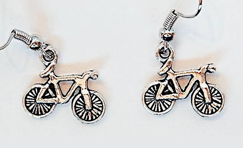 Fahrrad Charm Ohrringe Sport Schmuck Geschenk Fahrrad Charm Ohrringe Sport Schmuck Geschenk von EarringsBraceletsEtc