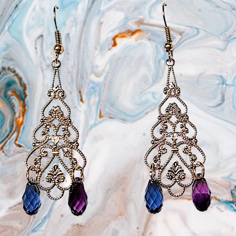 Chandelier Ohrringe Swarovski Blue Purple Kristalltropfen von EarringsBraceletsEtc