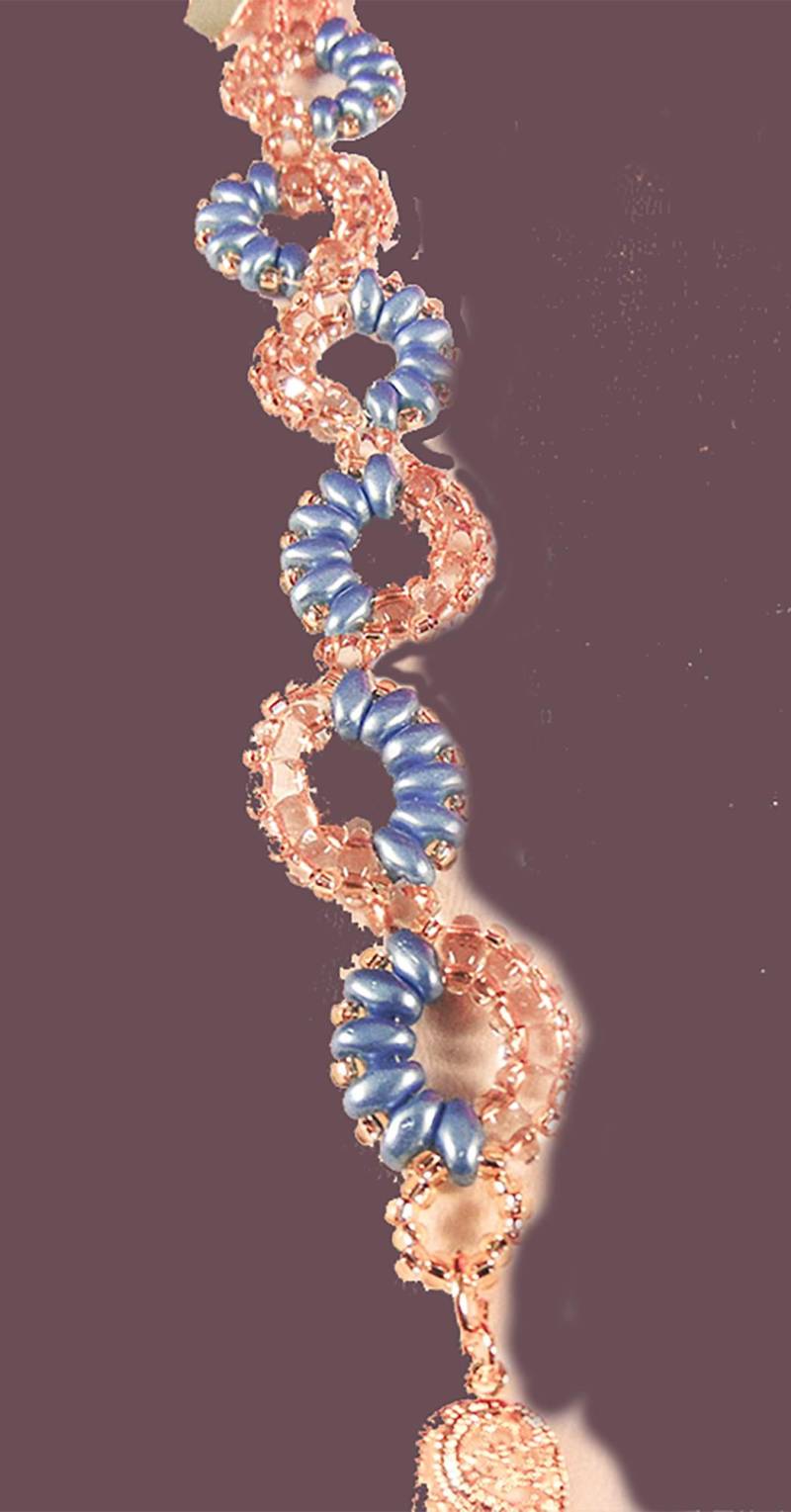 Handgefertigtes Perlenarmband Aus Blauen Super Duo Perlen, Gold Rocailles von EarringsBraceletsEtc