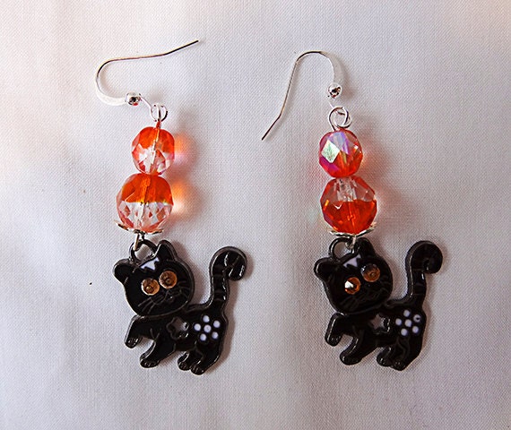 Schwarze Katzen Ohrringe Orange Swarovski Augen, Halloween Schmuck von EarringsBraceletsEtc