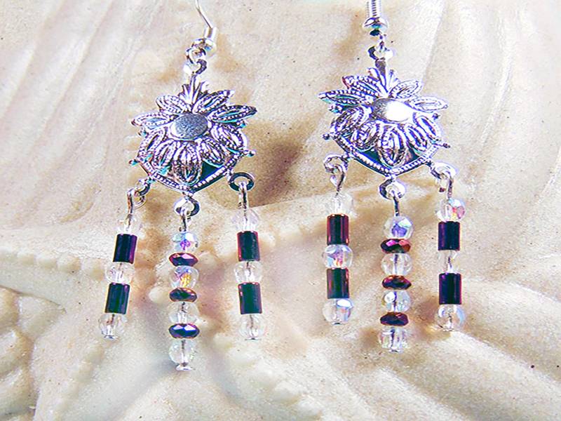 Handgefertigte Silber Lila Perlen Ohrringe Kristall Schmuck von EarringsBraceletsEtc