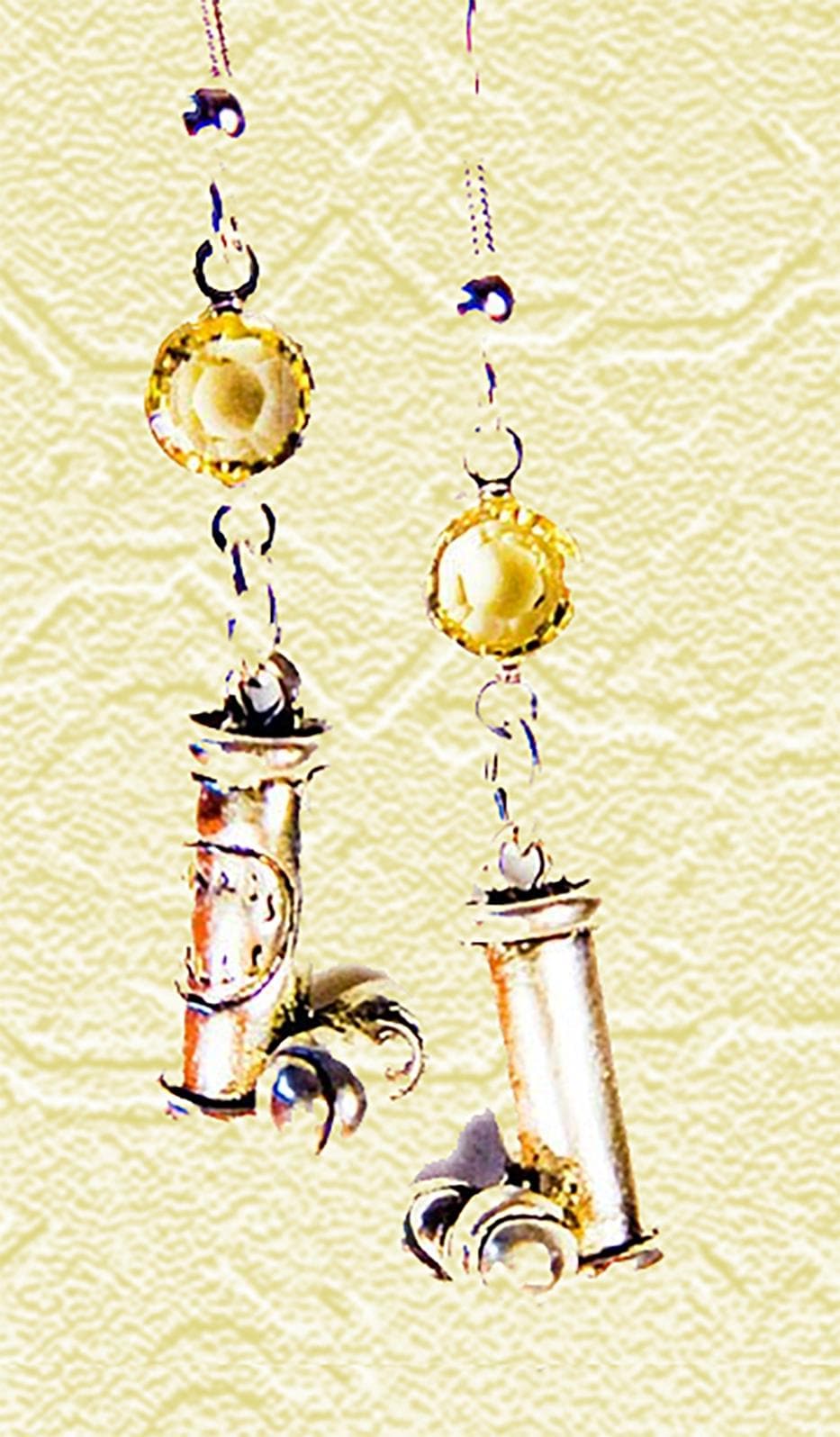 Tennisball Dosen Ohrringe Golden Shadow Swarovski Kristall Anhänger von EarringsBraceletsEtc