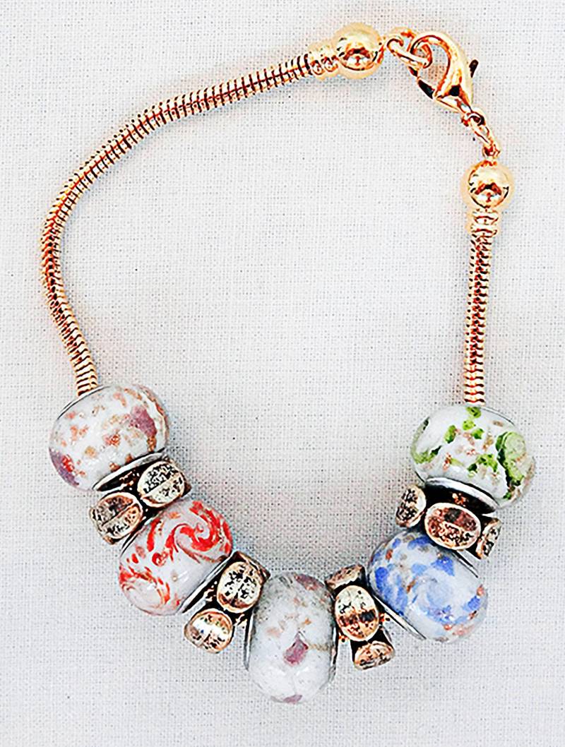 Vergoldetes Perlenarmband Pastell Rondelle, Karabinerverschluss von EarringsBraceletsEtc