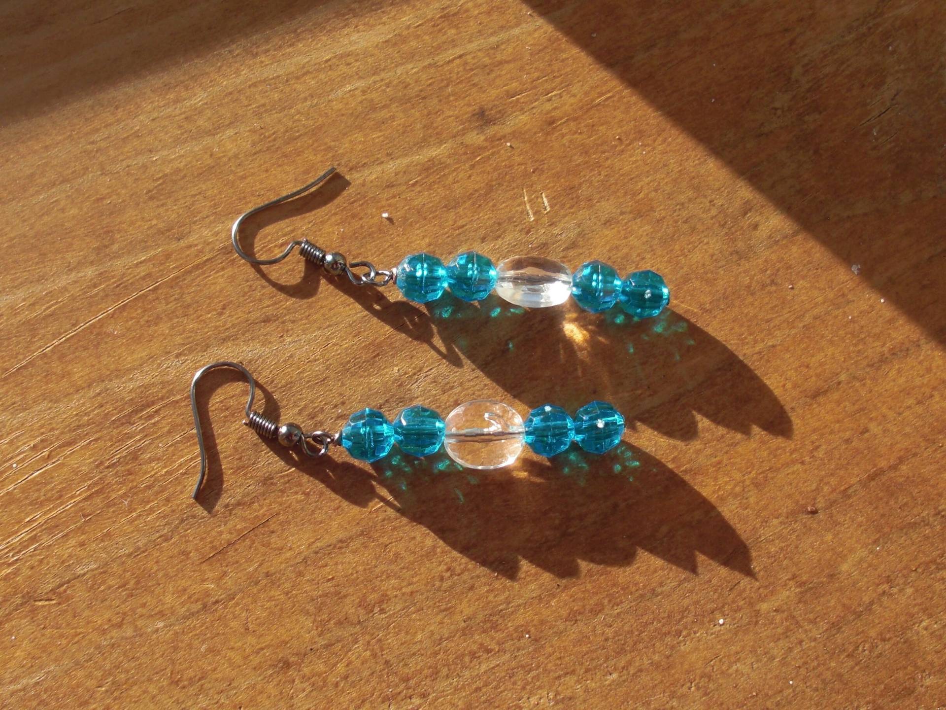 Klare Und Blaue Perlenohrringe Klare Und Blaue Perlenohrringe von EarringsByHan