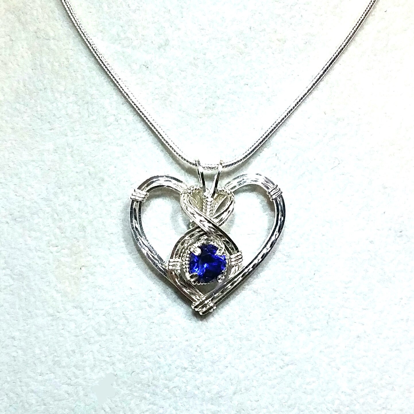 Personalisierter Edelstein Geburtsstein Herz Anhänger Halskette Draht Gewickelt Handgefertigt in Silber Geschenk Für Sie Personalisierter Edelstein Geburtsstein Herz Anhänger Halskette Draht Gewickelt Handgefertigt in Silber Geschenk Für Sie von EarthArtsNW