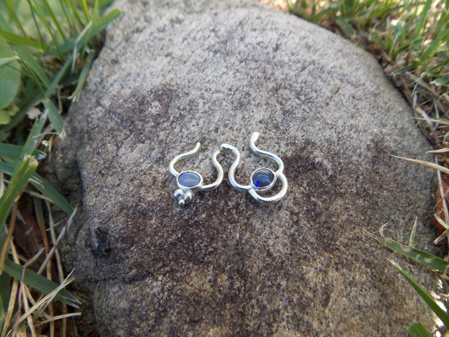 Blauer Opal Kunst Septum Ring A Blauer Opal Kunst Septum Ring A von EarthCoreMetalDesign