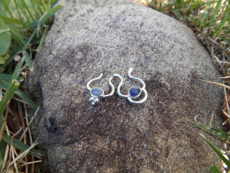 Blauer Opal Kunst Septum Ring A Blauer Opal Kunst Septum Ring A von EarthCoreMetalDesign