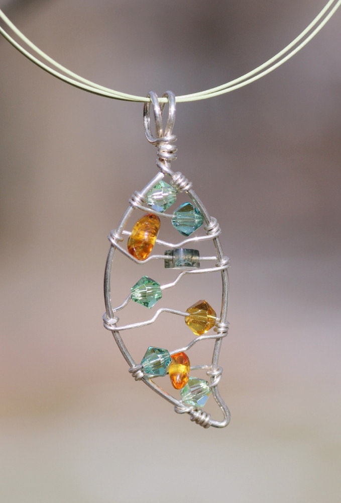 sterling Silber Frühling Blatt Anhänger Draht Gewickelt Natur Inspiriert Halskette von EarthJewelry