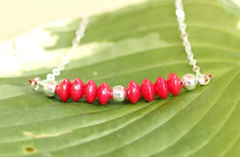 Rote Koralle Bar Halskette Sterling Silber Boho Layering Schmuck von EarthJewelry