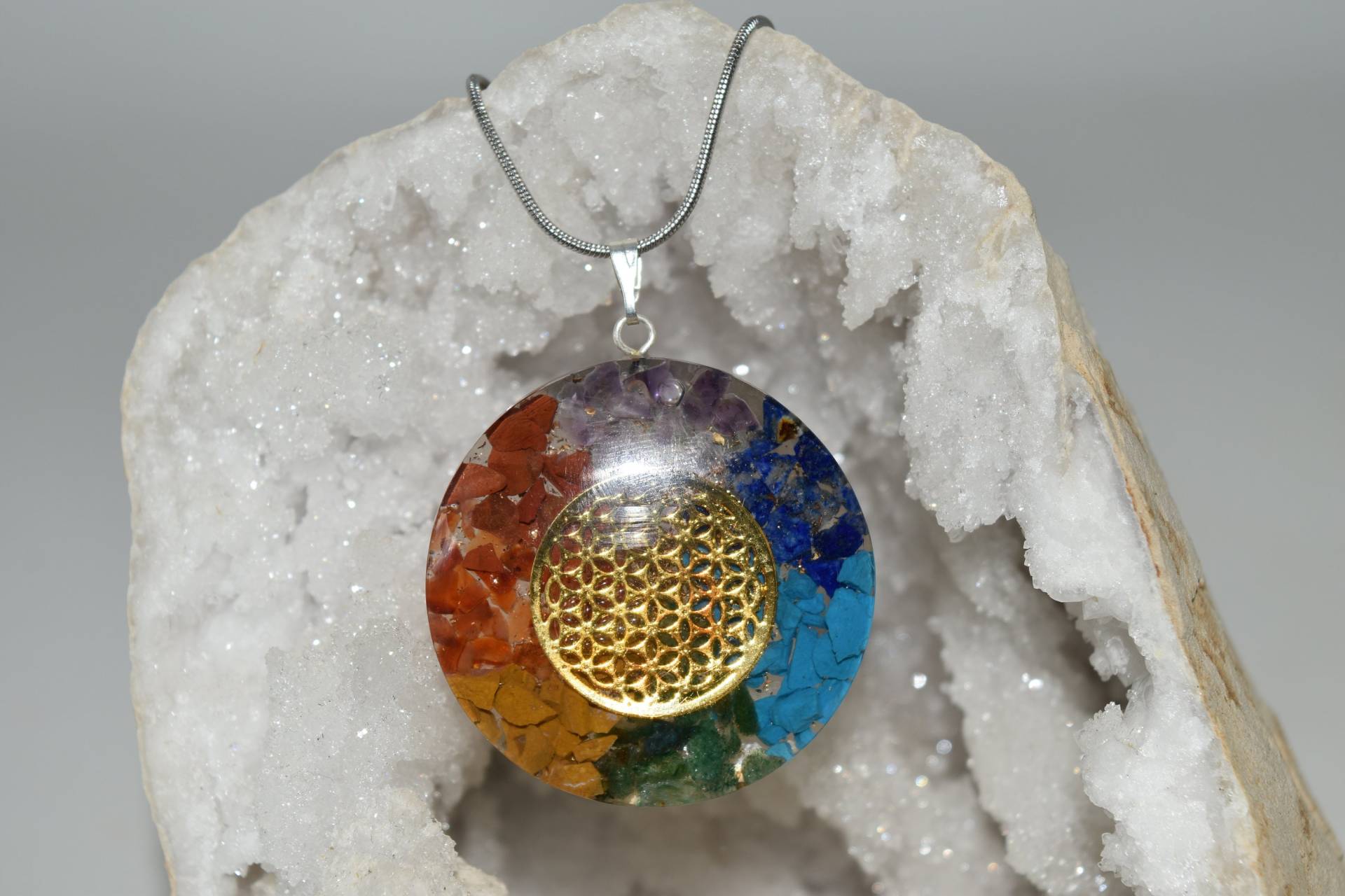 Blume Des Lebens Orgon Anhänger-Quarz Kristall, Gemischte Edelsteine Blume Des Lebens Orgon Anhänger-Quarz Kristall, Gemischte Edelsteine von EarthSeaAndStone