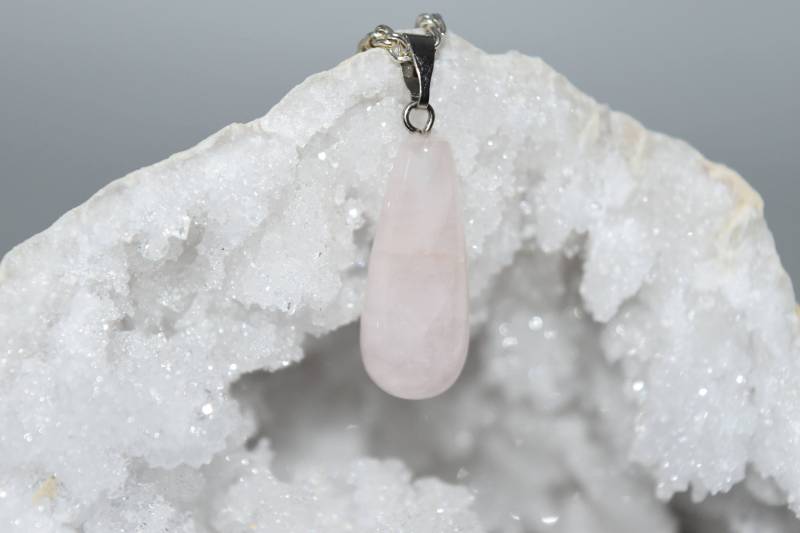 Rosenquarz Kristall Anhänger-, Kristall, Stein, Rock-Kollektion, Edelstein von EarthSeaAndStone