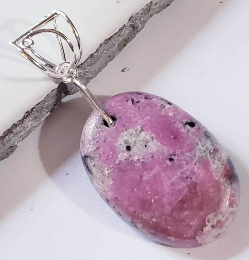 Natürliche Seltene Qualität Rosa Kobalt Calcit Oval Cabochon .925 Sterling Silber Anhänger Ea07 2 5/16 "x 1"Designer Bail" von EarthStonzCo