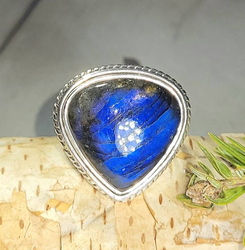Natürlicher High Grade Blue Flash Birne Labradorit Handgemachte .925 Sterling Silber Ring Größe 9 10 Gramm 1 "x 1" Am08 von EarthStonzCo