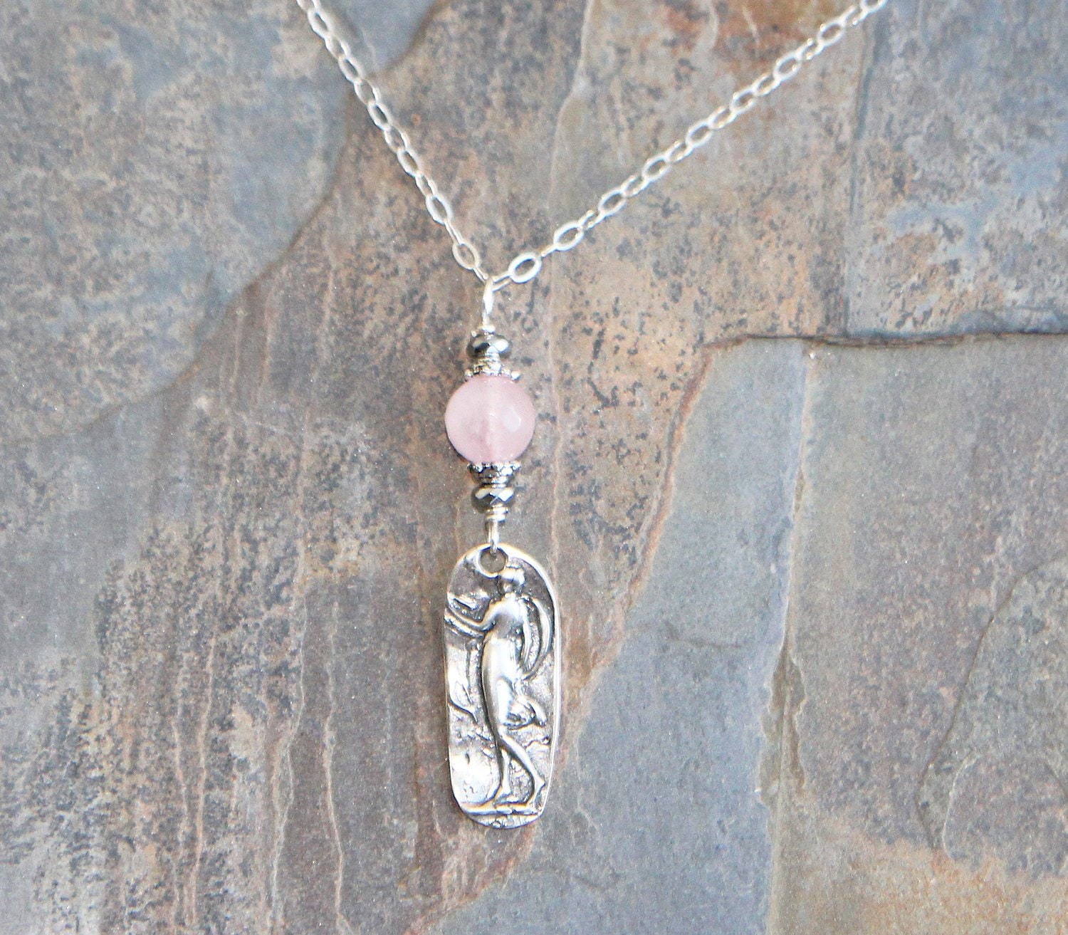 Tanz Halskette Rosa, Rosenquarz Halskette, Hellrosa Reversible Tänzerin Sterling Silber Edelstein von EarthlyBaubles