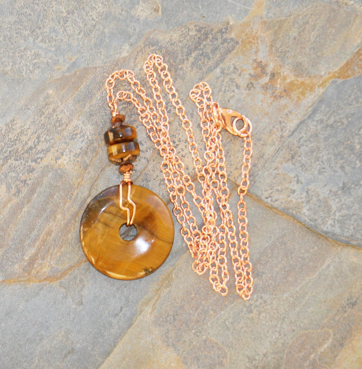 Tigerauge Halskette, Kupfer Naturstein Boho Braune Stein Natur Handgemachte Halskette von EarthlyBaubles
