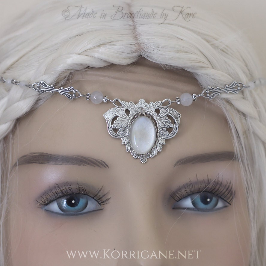 Elven Circlet "White Elf" Tiara Diadem Headband Glass Cabochons & Jaspe Jaspis Beads Elven Circlet "White Elf" Tiara Diadem Headband Glass Cabochons & Jaspe Jaspis Beads von EarthlyMoonCrafts