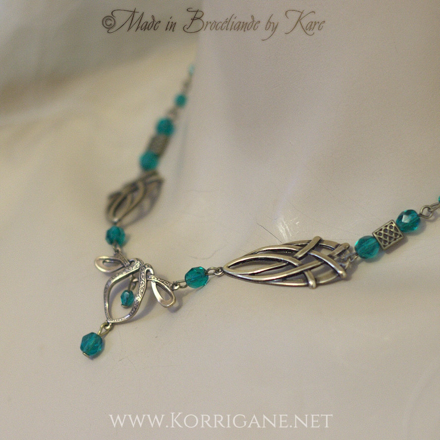 Érin Necklace Celtic Medieval - Bronze & Choose Your Beads Color Érin Necklace Celtic Medieval - Bronze & Choose Your Beads Color von EarthlyMoonCrafts