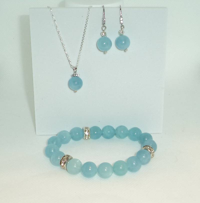 Aquamarine Pendant, Armband Und Ohrringe Gesetzt Aquamarine Pendant, Armband Und Ohrringe Gesetzt von EarthmaidStones